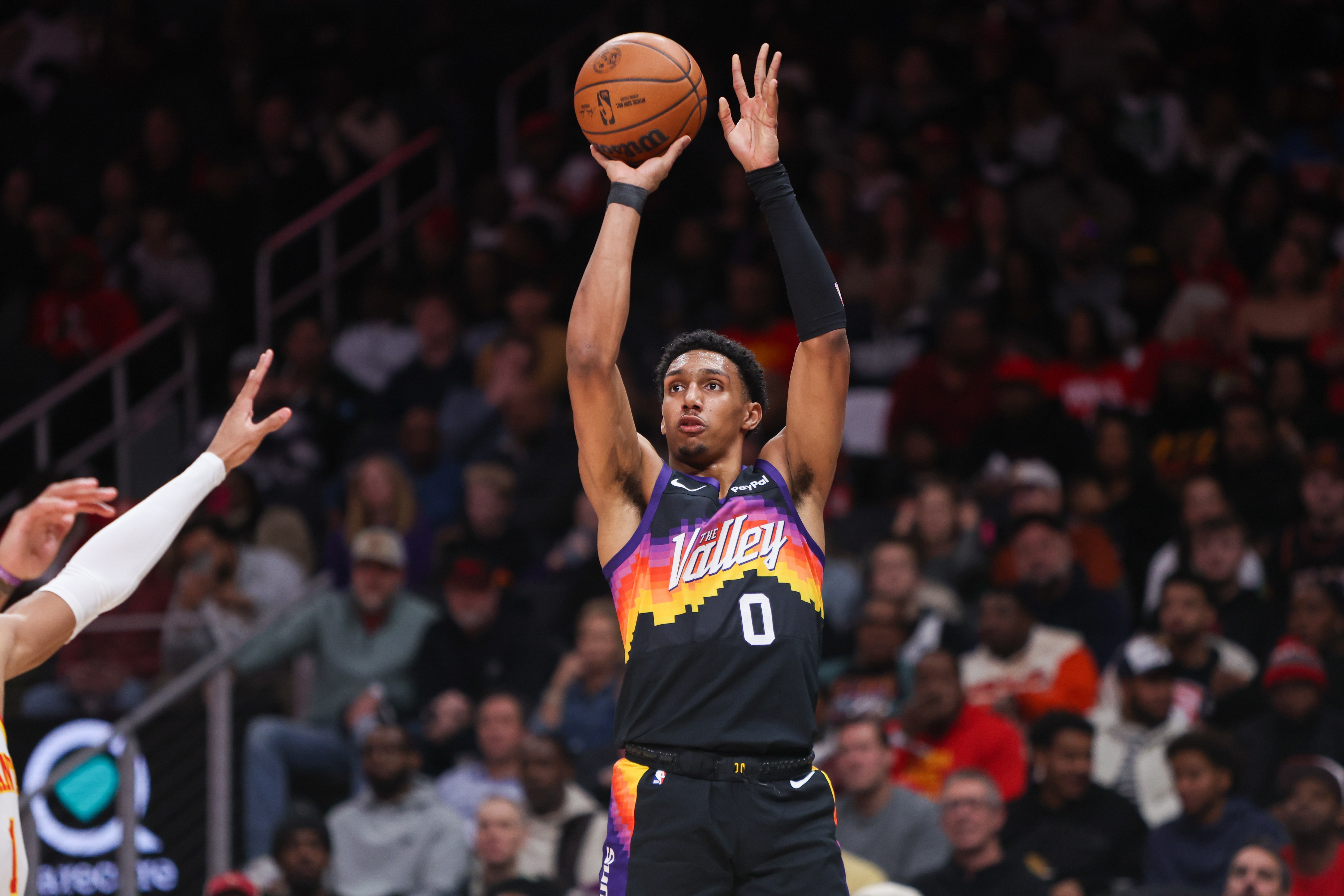 开云-堪称完美！瑞安·邓恩半场8投7中 砍下18分8篮板3助攻1盖帽0失误