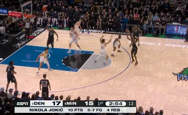 kaiyun-约基奇开局7中5得到10分，多森姆投进2记三分反超打停掘金